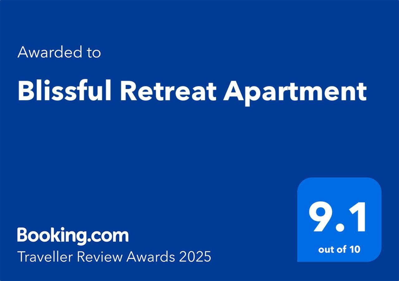 Blissful Retreat Apartment Bucarest Esterno foto